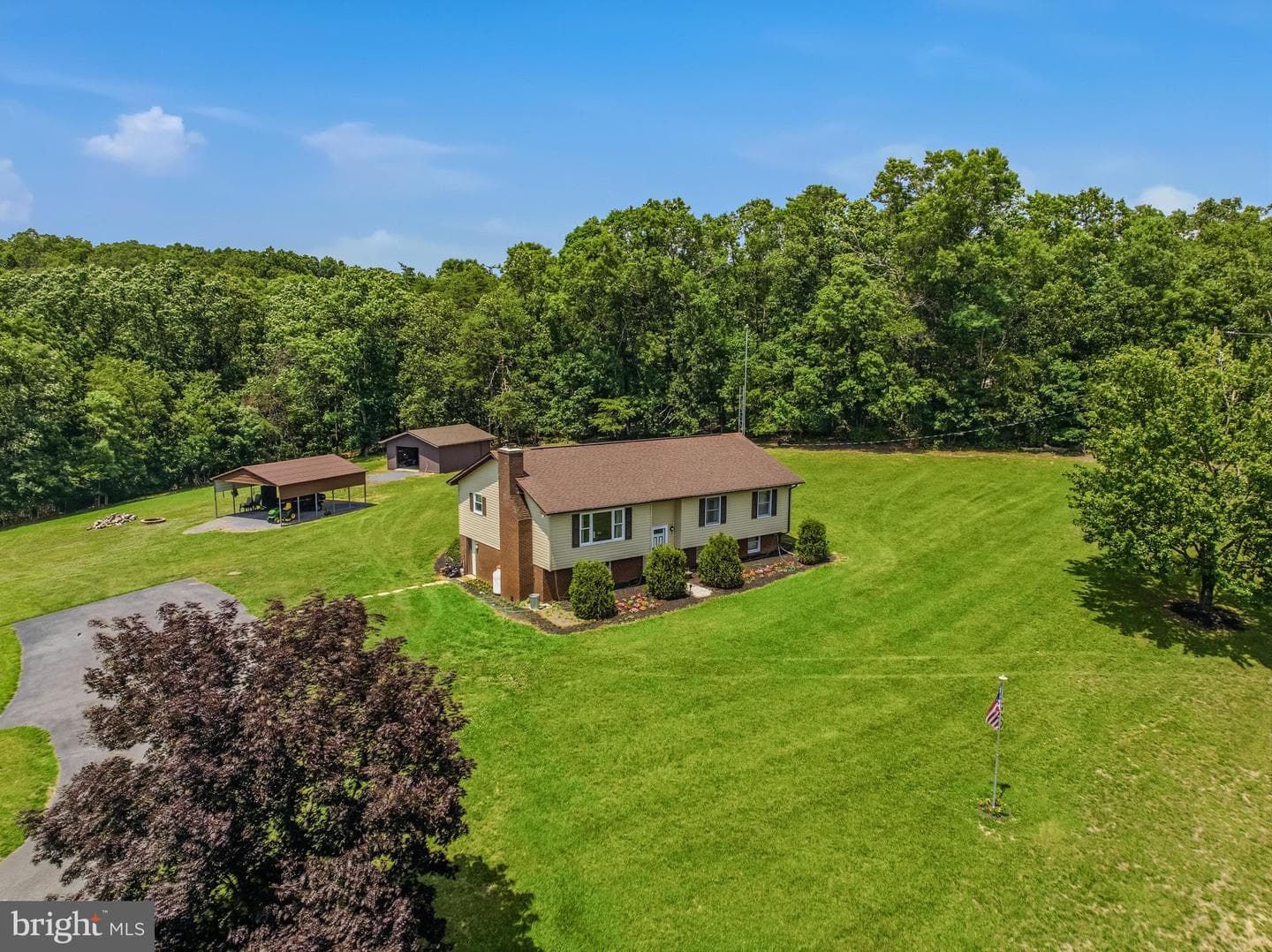 12822 Winchester Grade Rd, Berkeley Springs