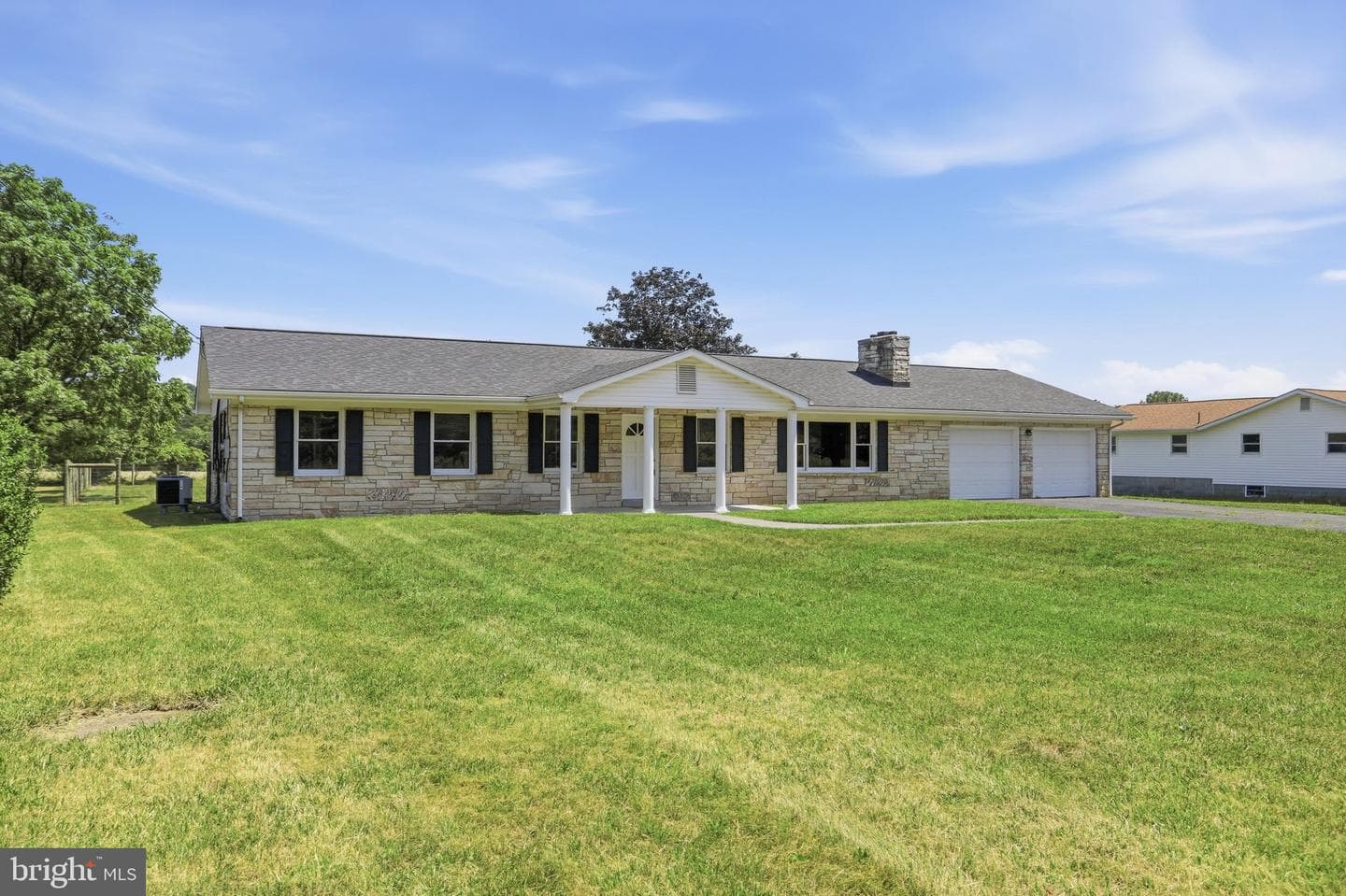 11195 Valley Road photo 2