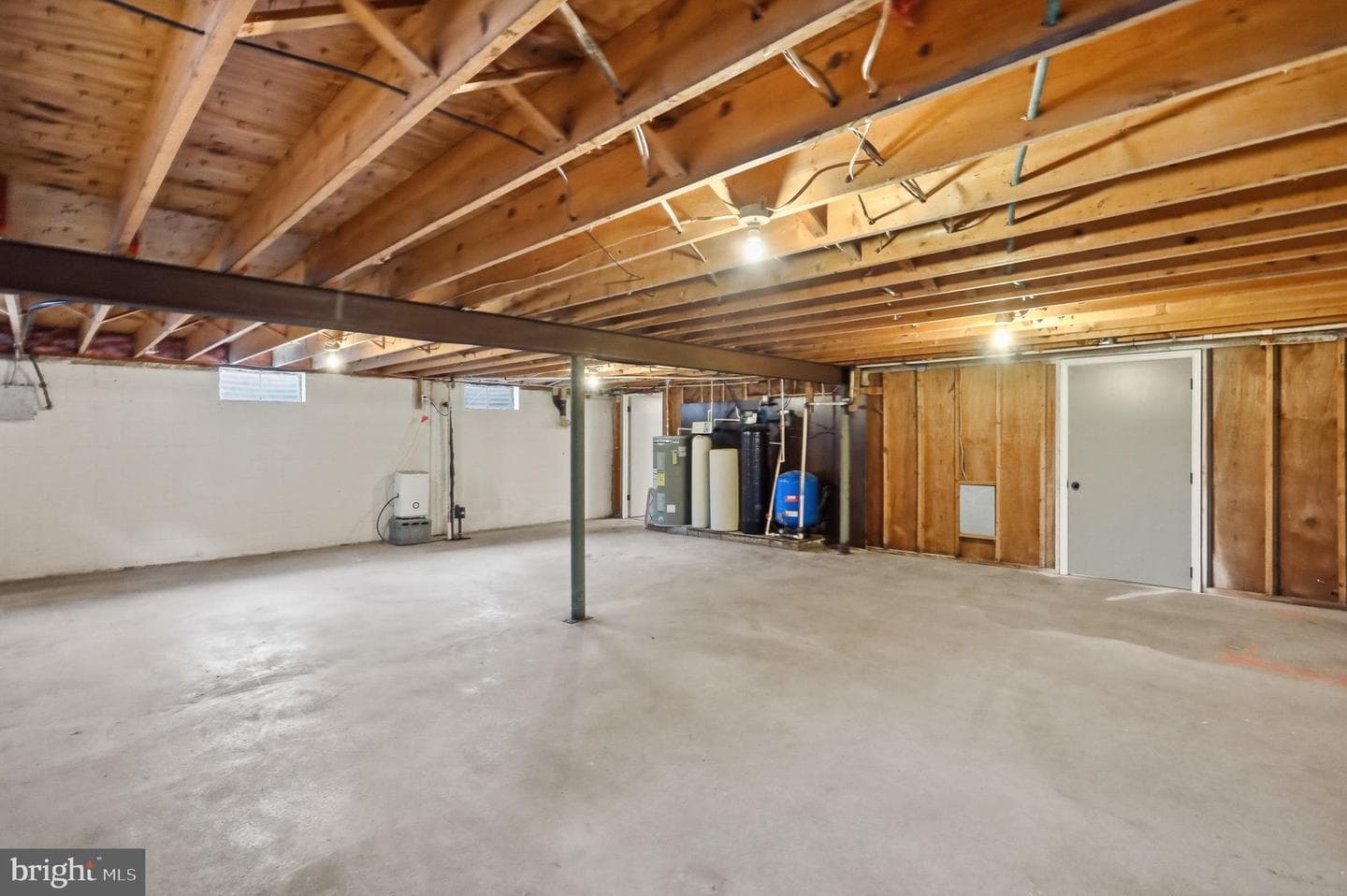 11195 Valley Road photo 21