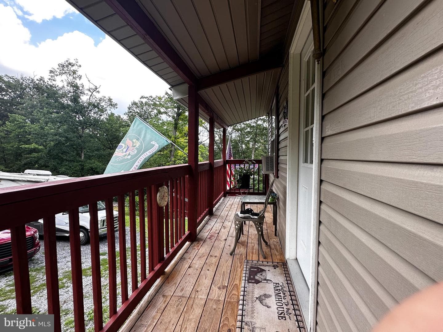 555 Featherbed Lane photo 18