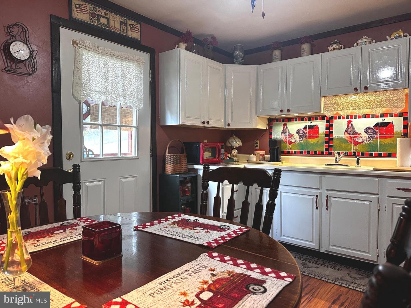 555 Featherbed Lane photo 33