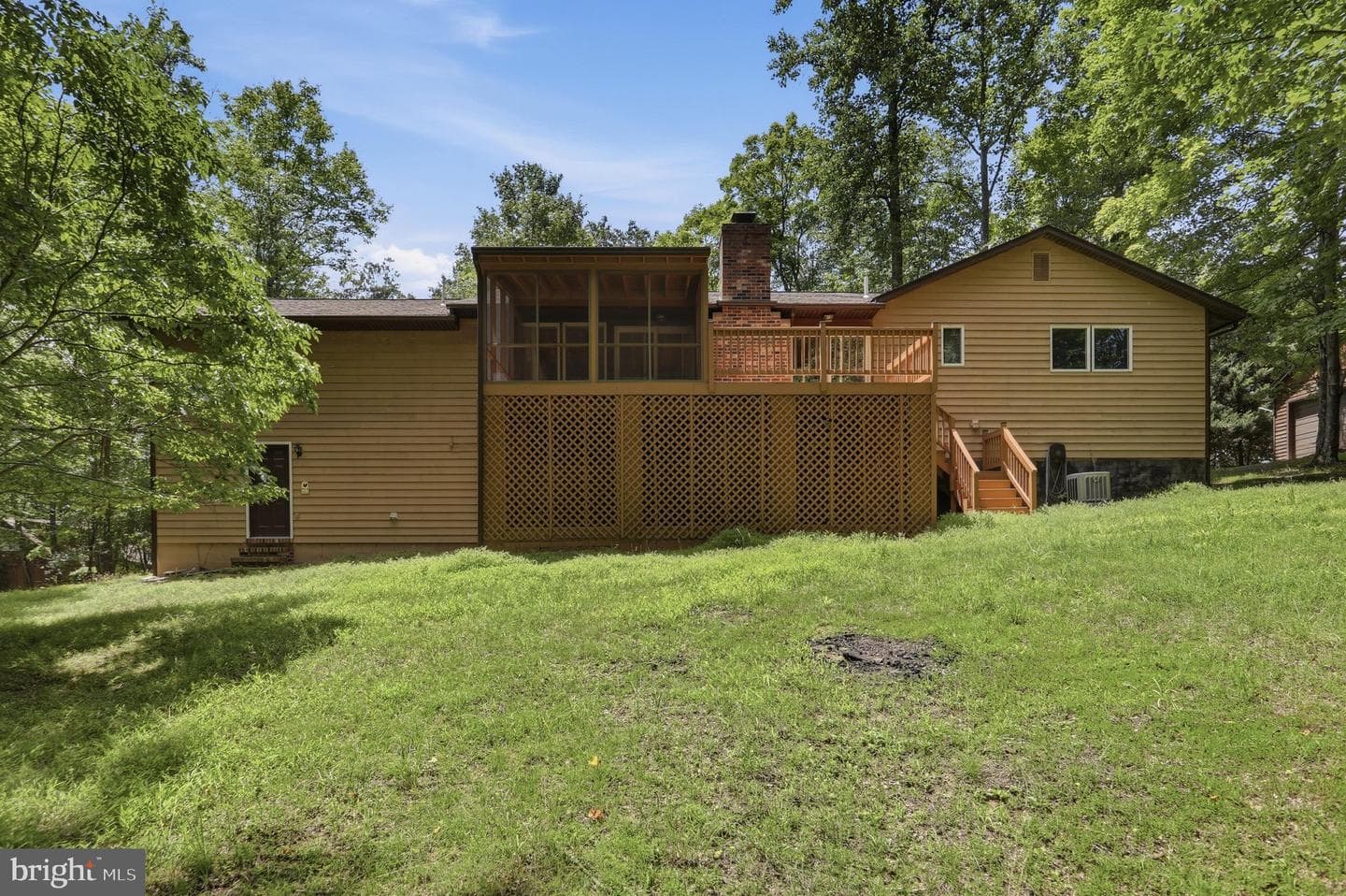 351 Silvercreek Lane photo 4
