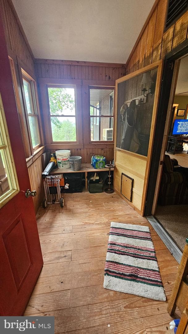 80 Trofton Hollow Court photo 16
