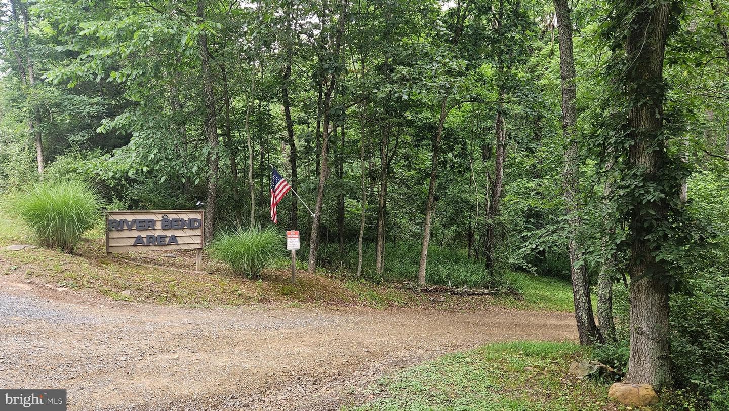 80 Trofton Hollow Court photo 25