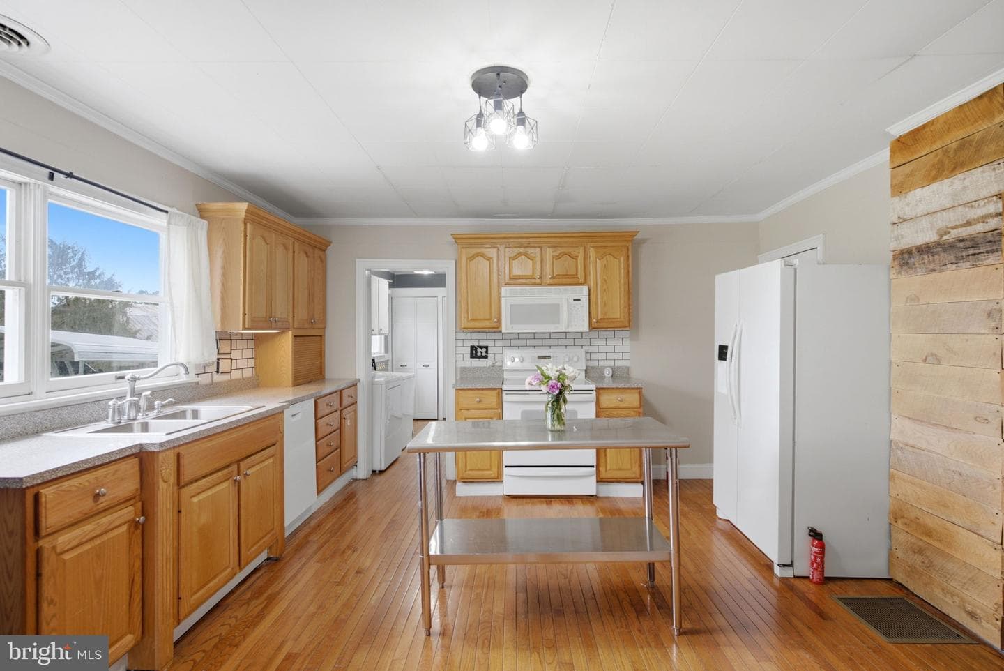 2197 Mauzy Road photo 25