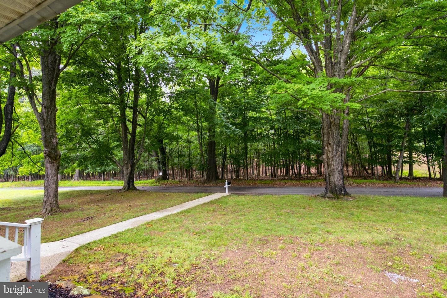 2197 Mauzy Road photo 82