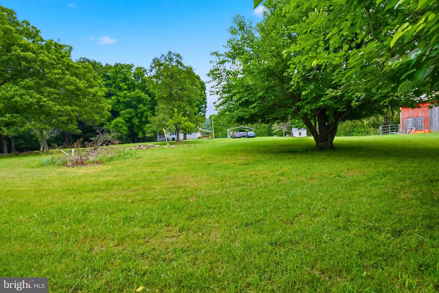2197 Mauzy Road photo 97