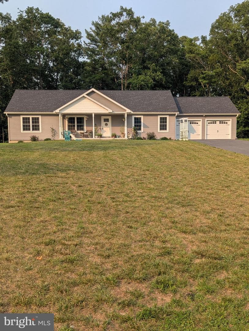 383 Cielo Lane, Berkeley Springs