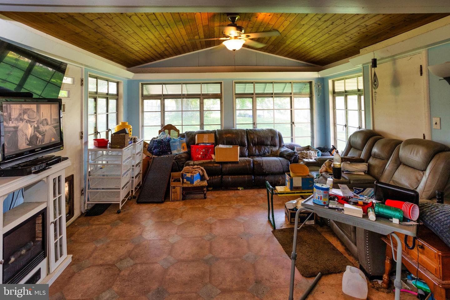 1103 Lake Ave photo 5