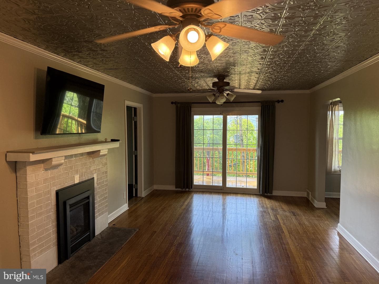32 Fairfax Drive photo 17