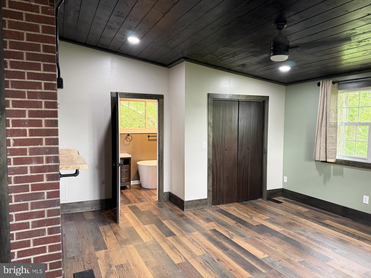 32 Fairfax Drive photo 20
