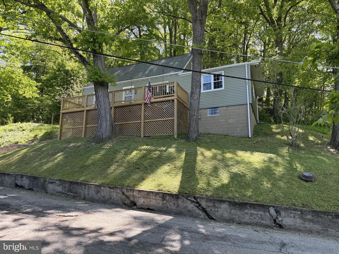 32 Fairfax Drive photo 5