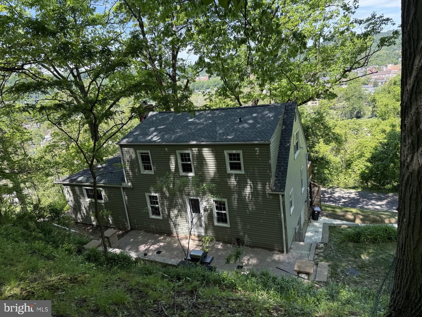 32 Fairfax Drive photo 6