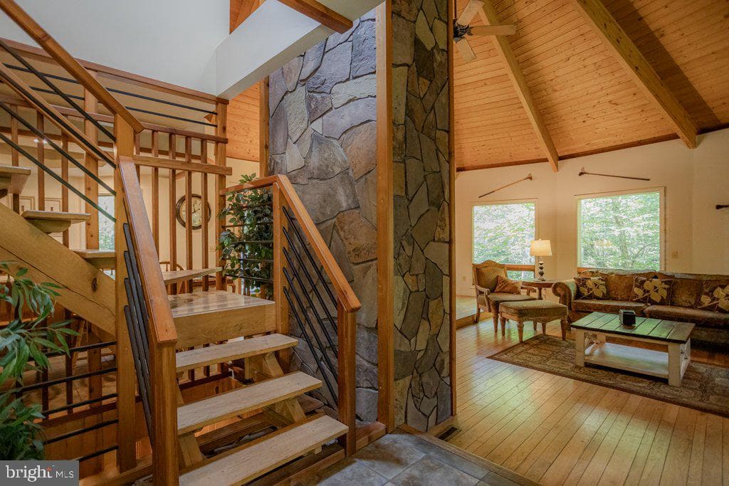 174 Sumac Lane photo 10