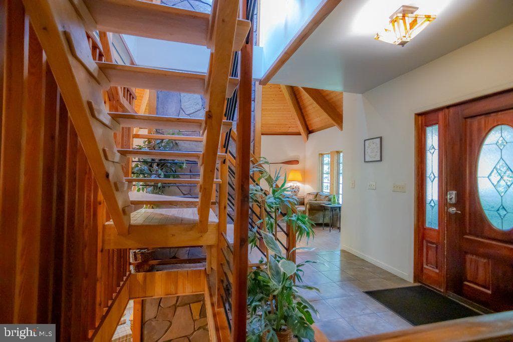 174 Sumac Lane photo 9