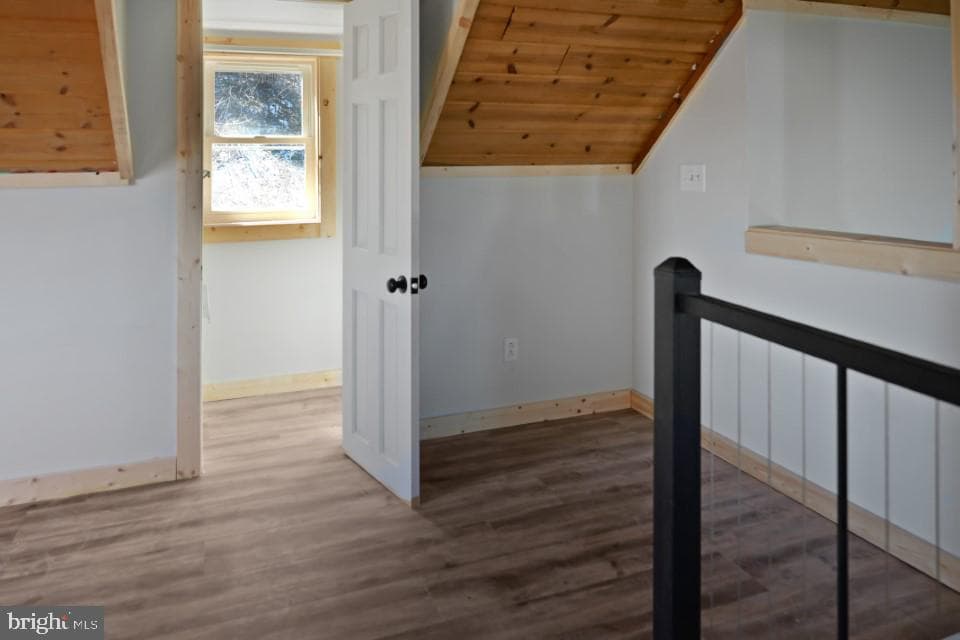 113 Ringer Avenue photo 7