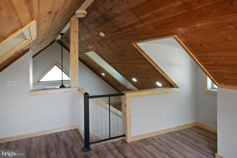 113 Ringer Avenue photo 9