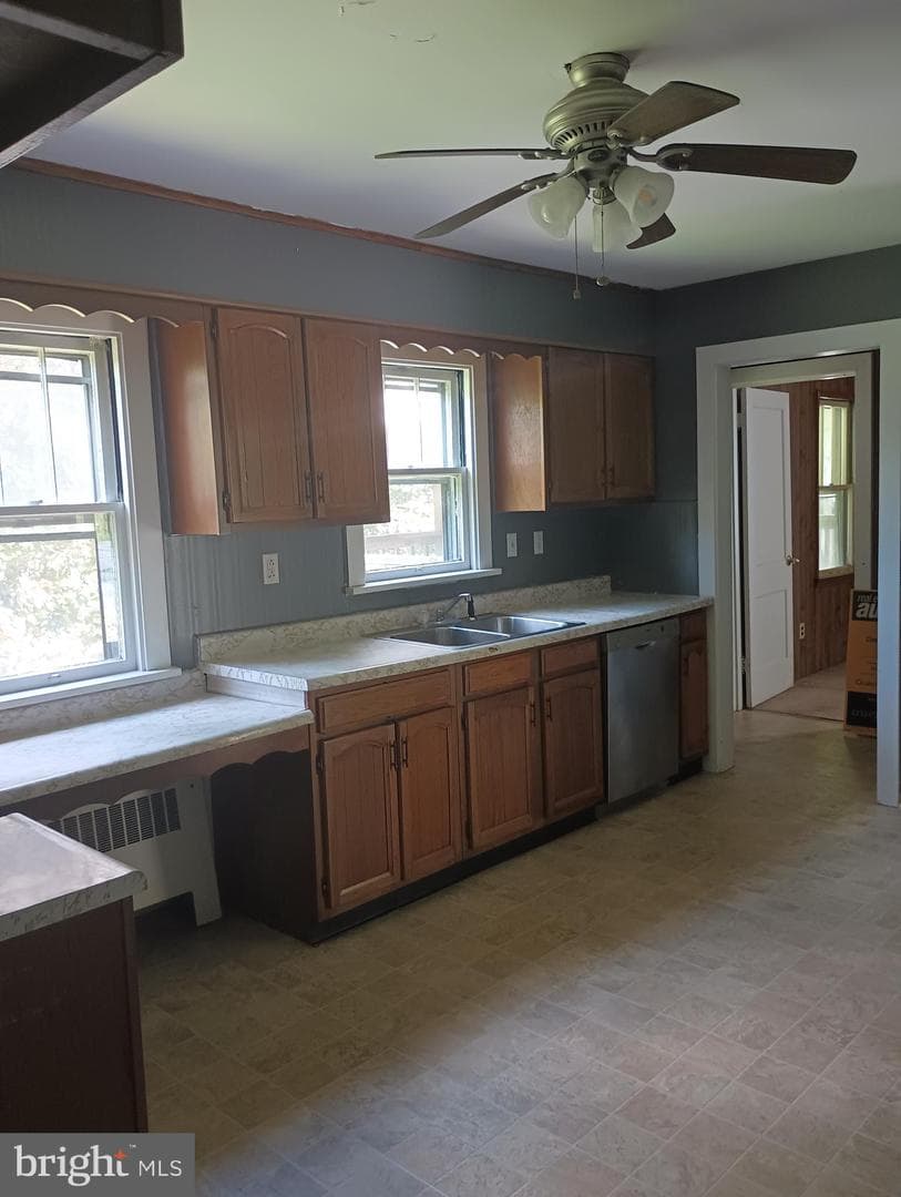 118 Sisler Street photo 3