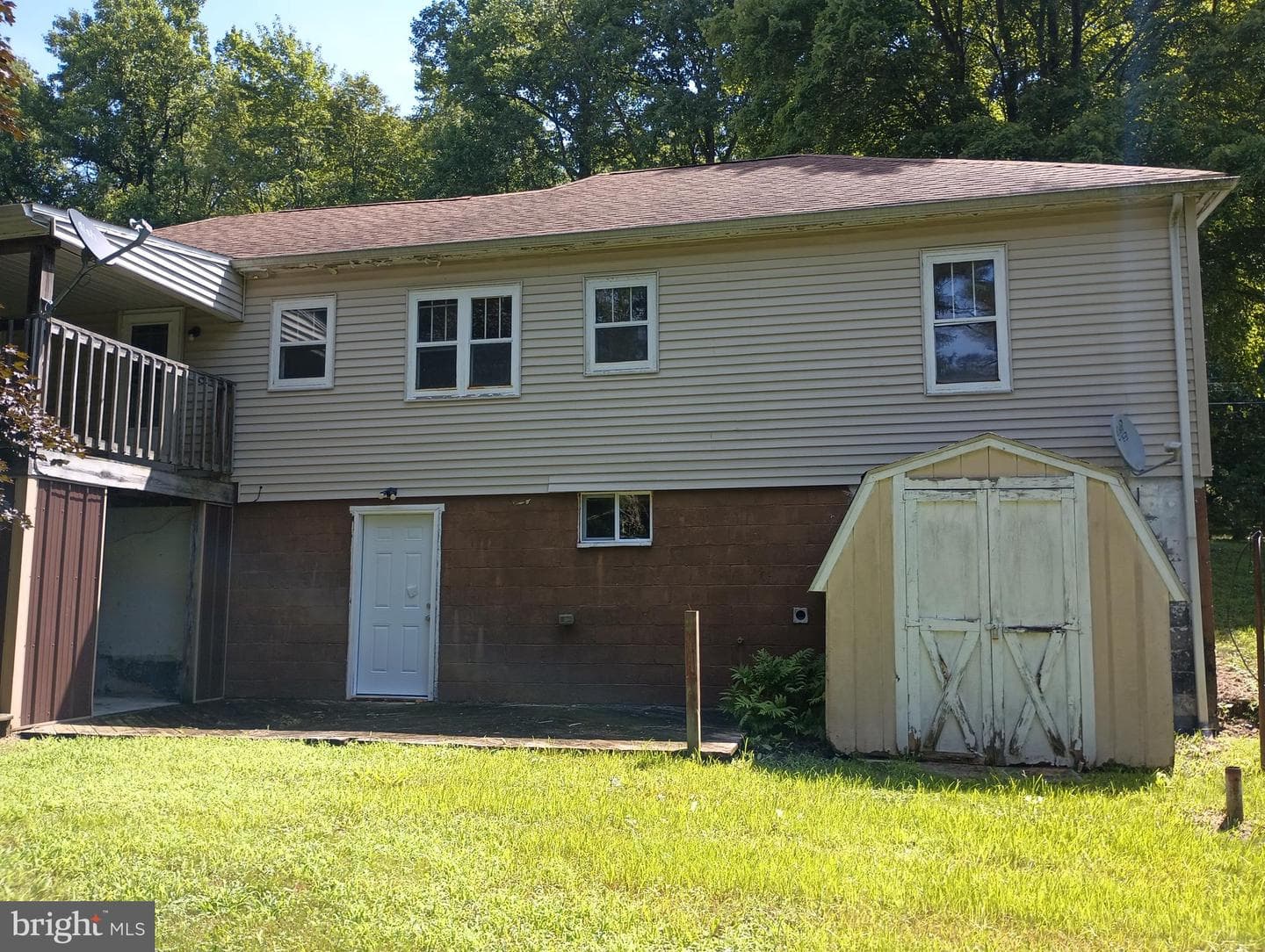 118 Sisler Street photo 8