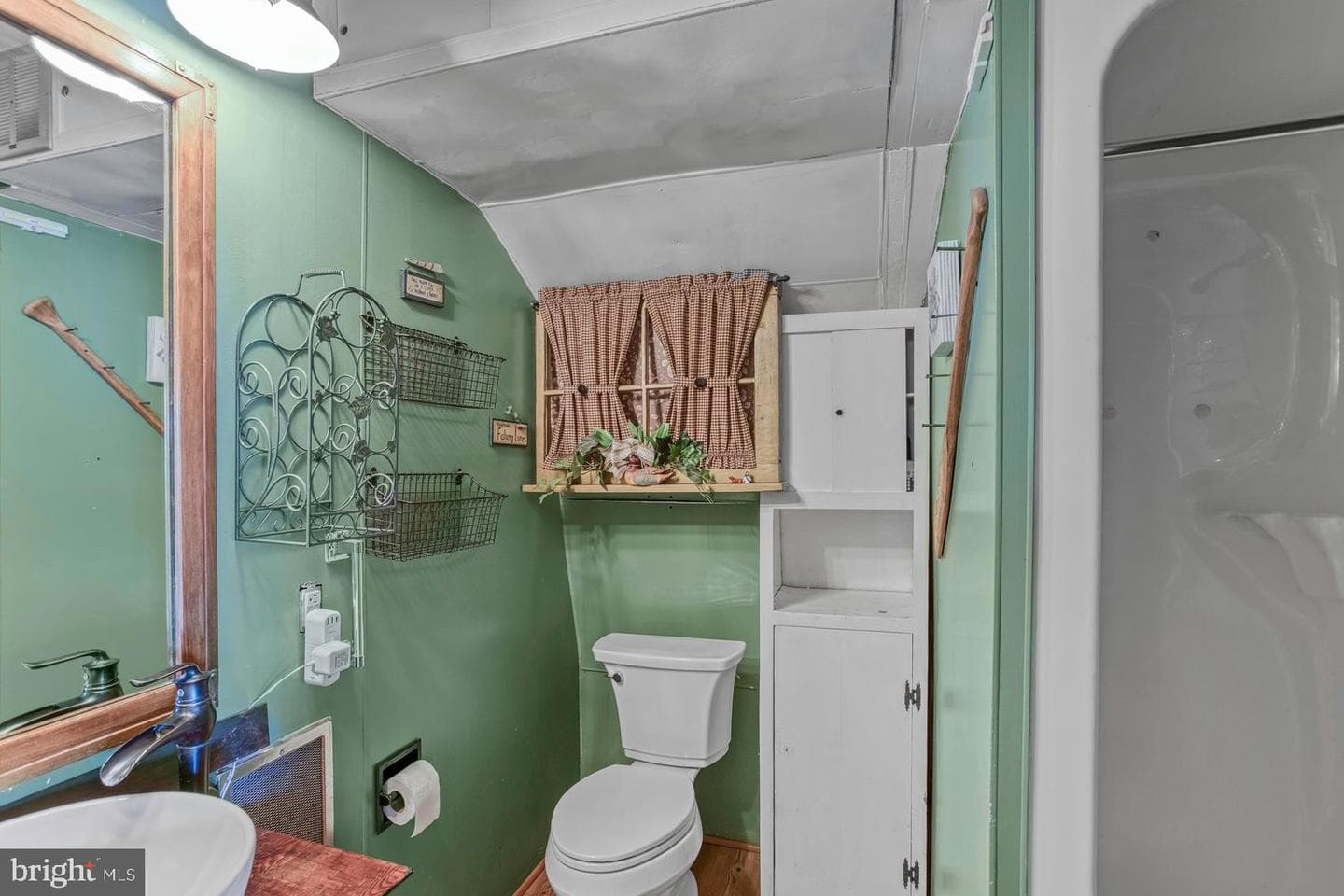 1218 E Alpine Drive photo 31