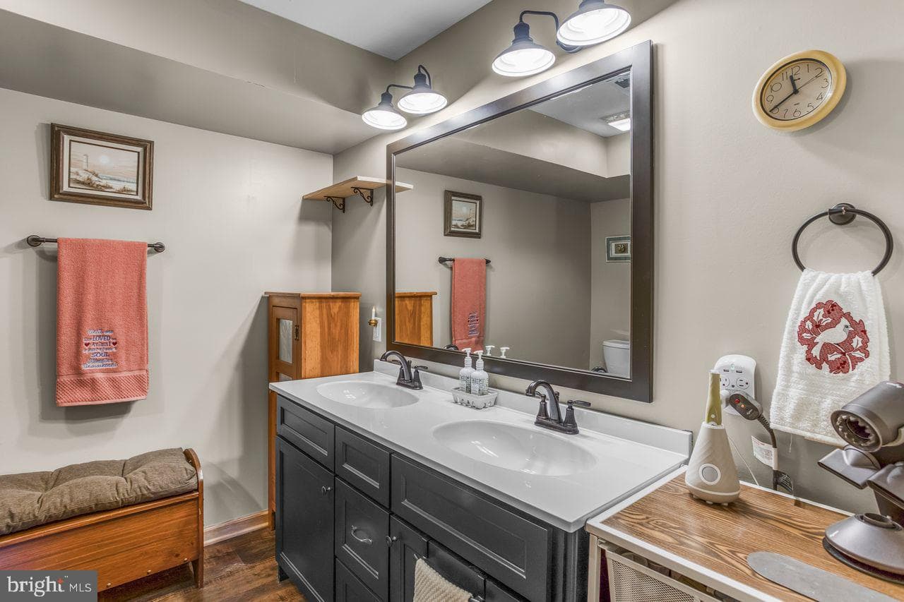 442 Grosbeak Drive photo 21