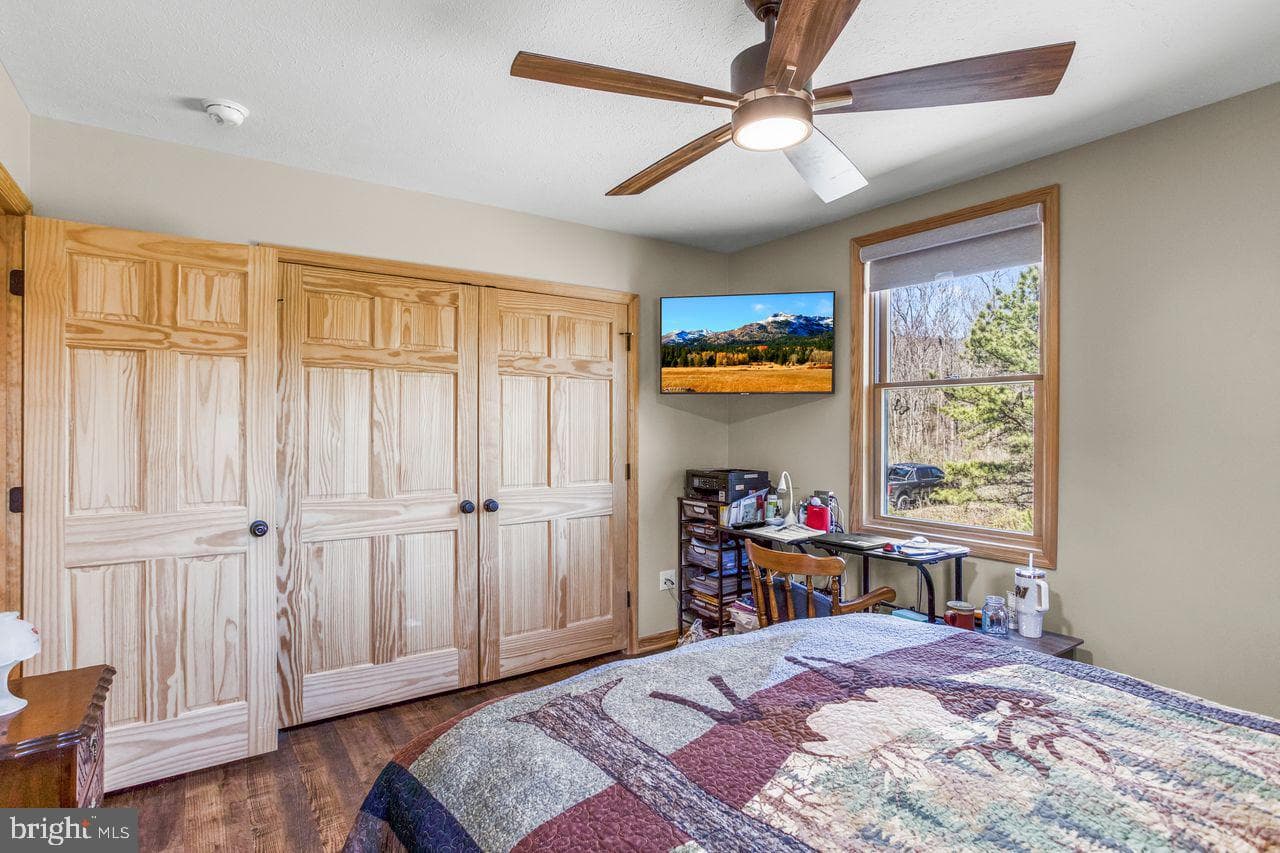 442 Grosbeak Drive photo 41