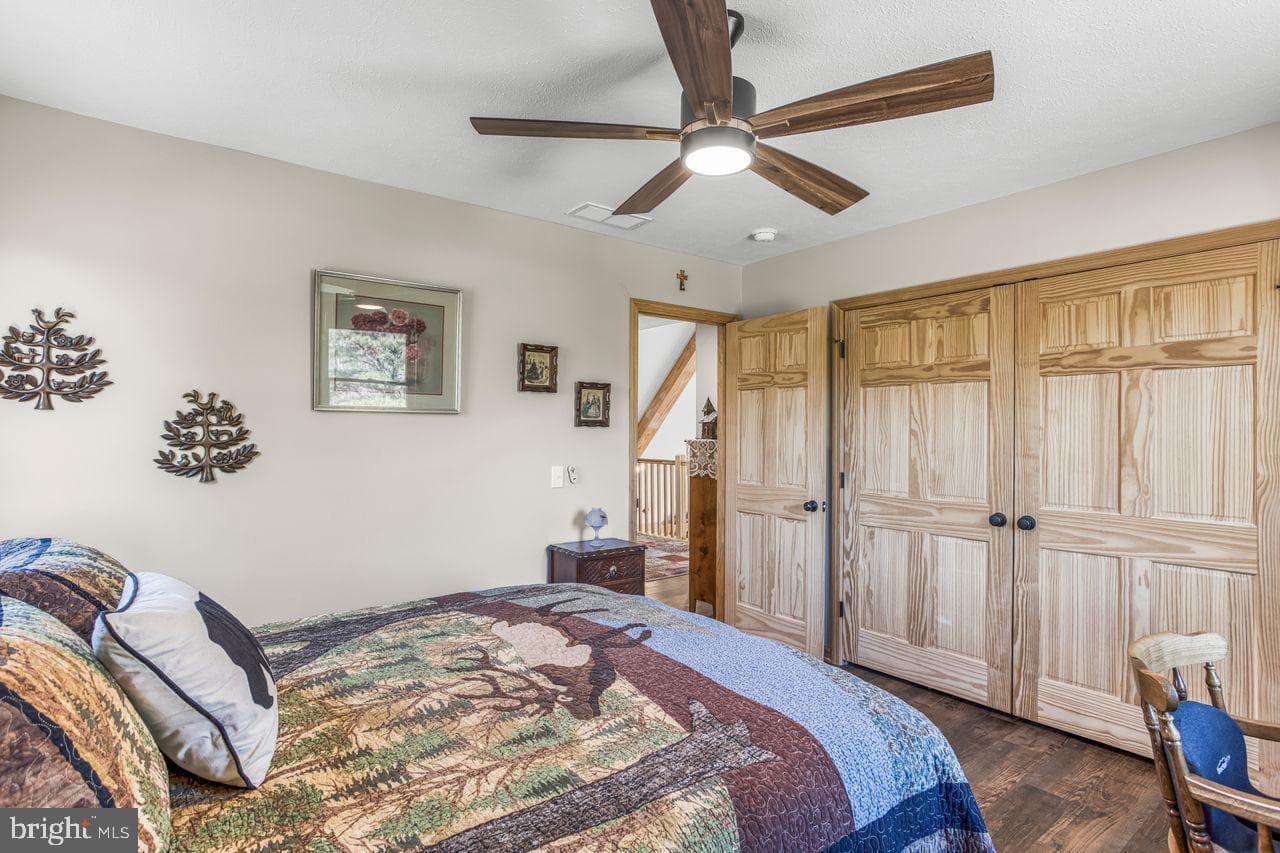 442 Grosbeak Drive photo 42