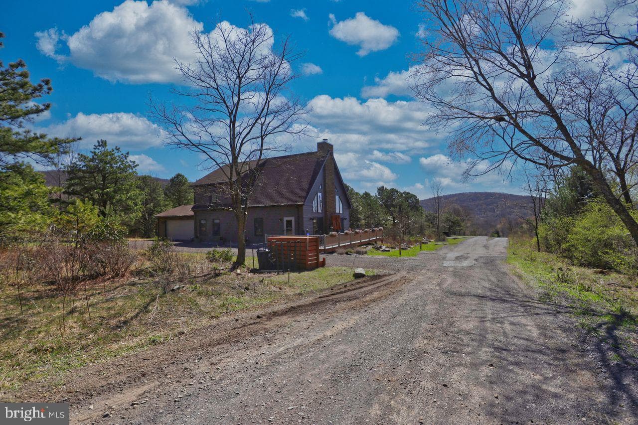 442 Grosbeak Drive photo 48
