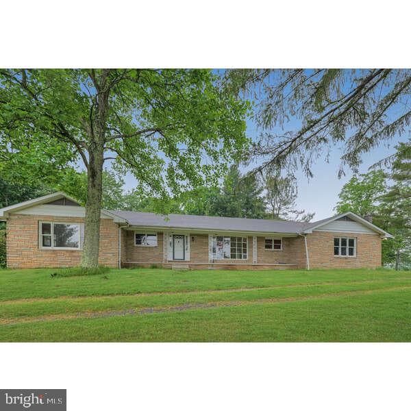 1213 Cash Valley Rd, Eglon