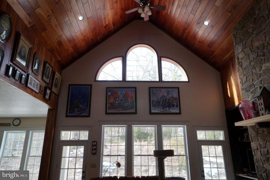 255 Troublesome Valley Road photo 3