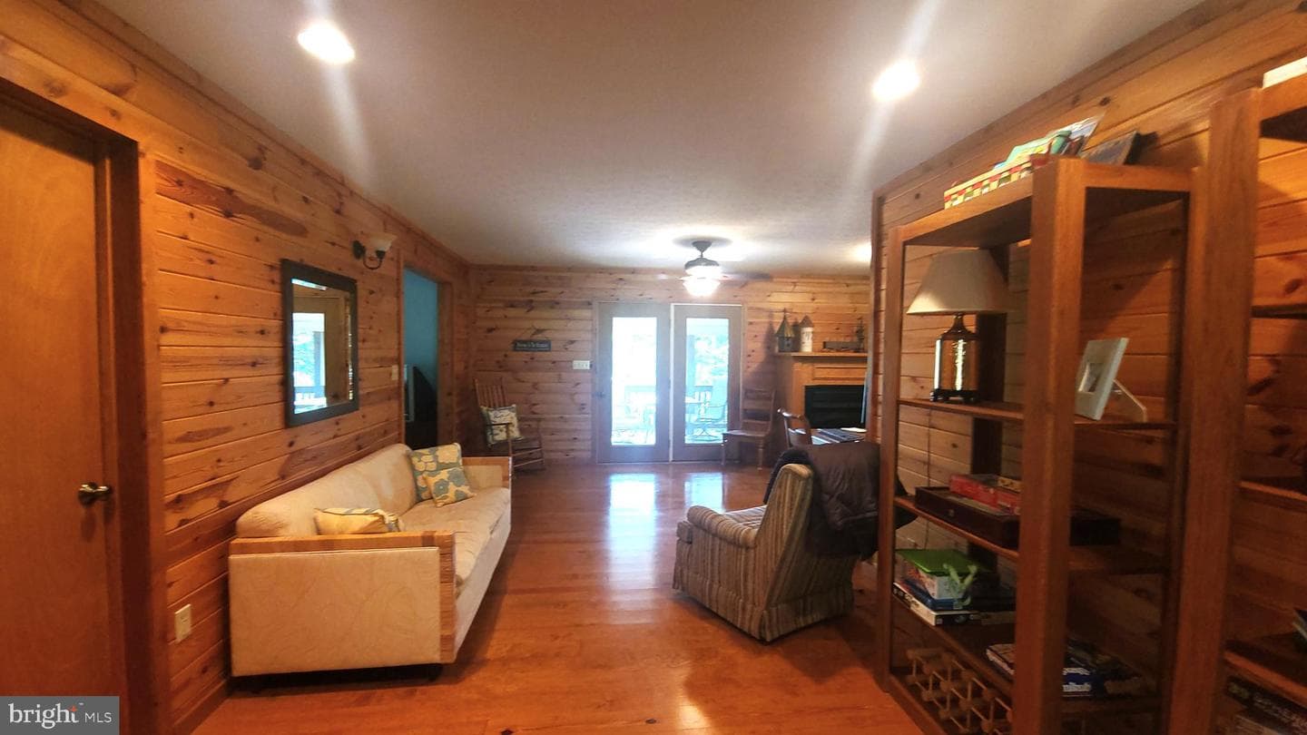 1725 Loop Road photo 15