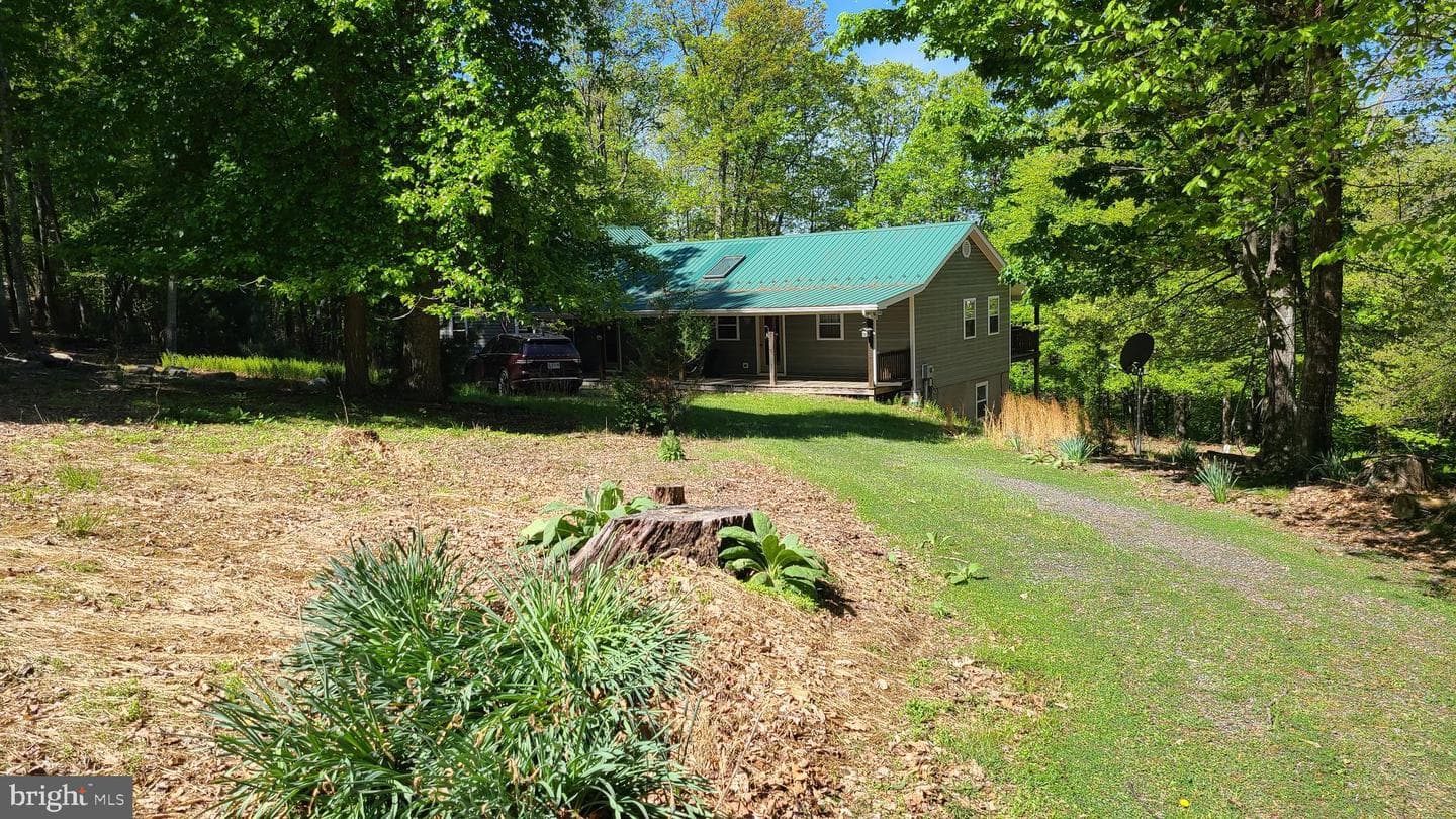 1725 Loop Road photo 4