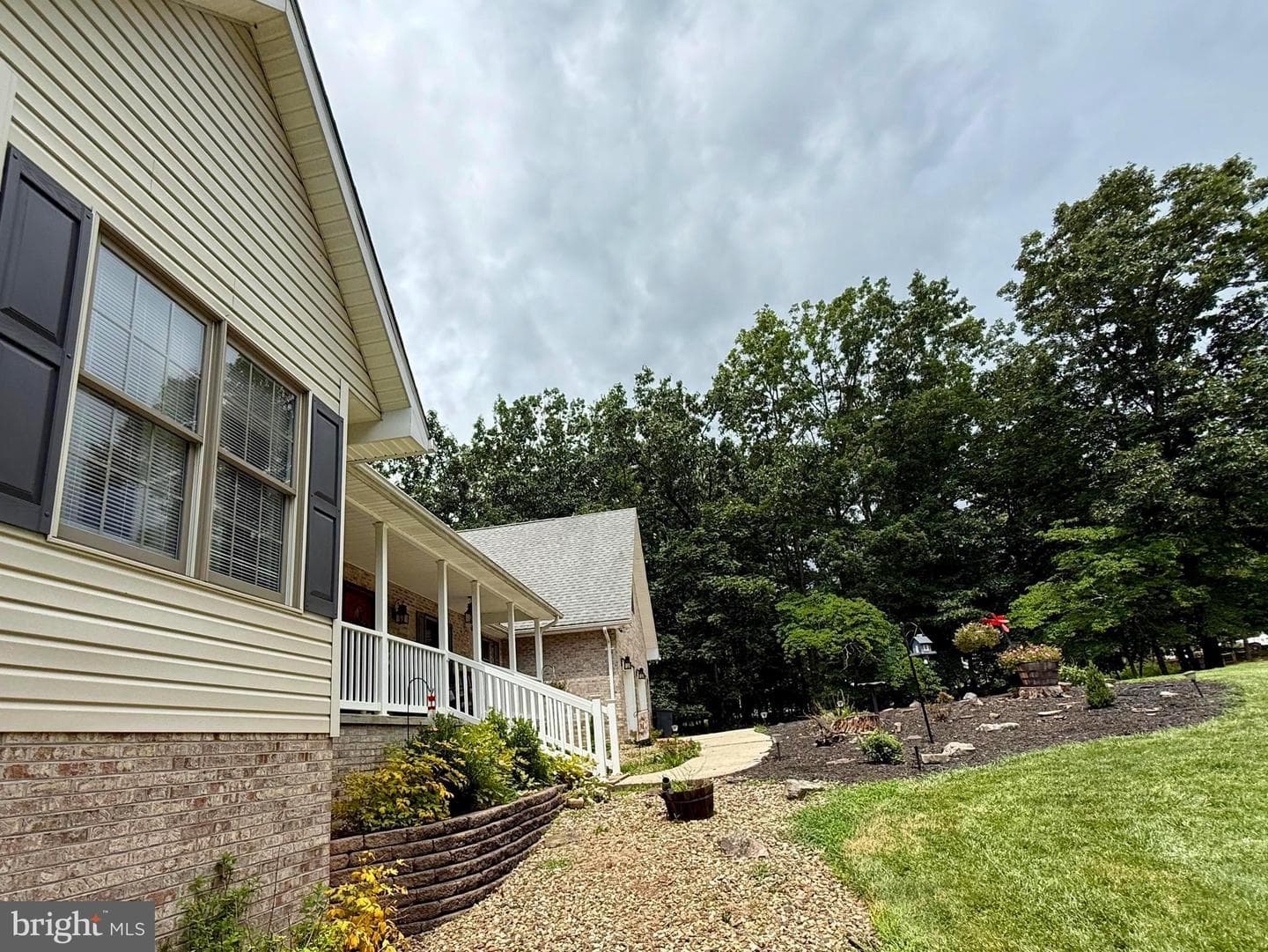 137 Elm Street photo 21