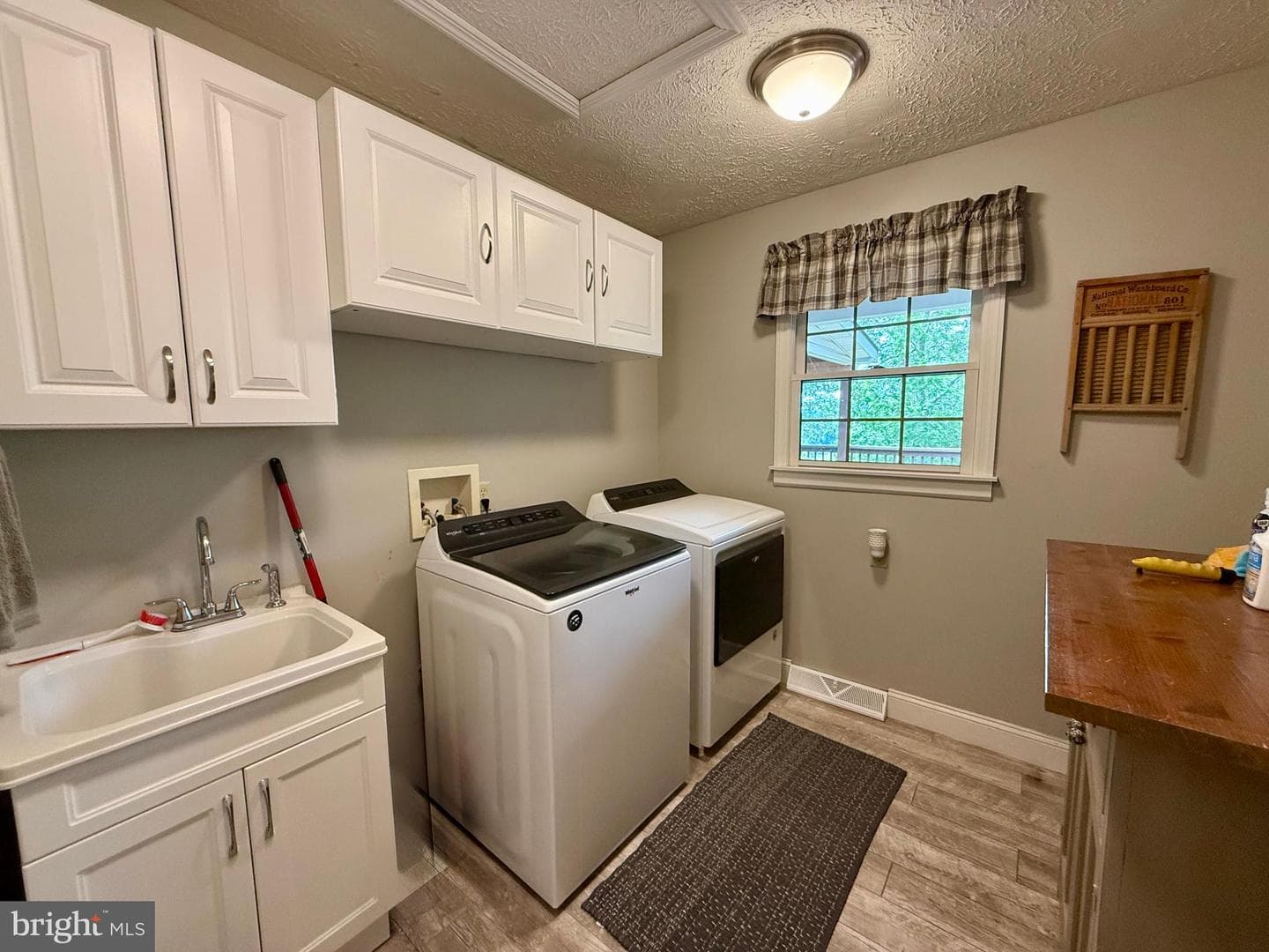 137 Elm Street photo 56
