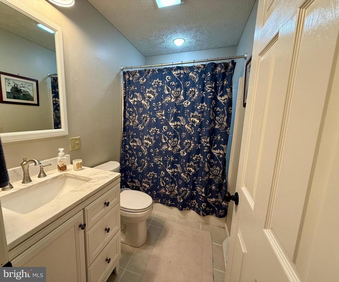 137 Elm Street photo 65