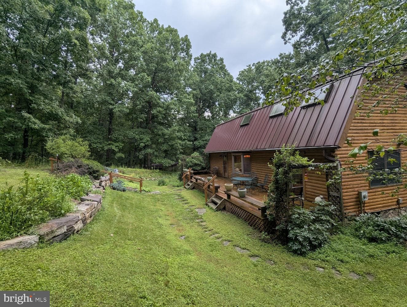 1537 Hidden Valley Road photo 3