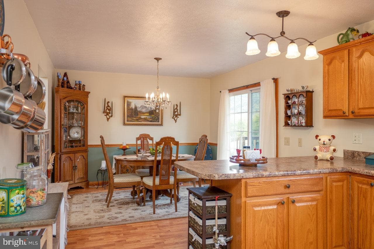 3496 Petersburg Pike photo 25