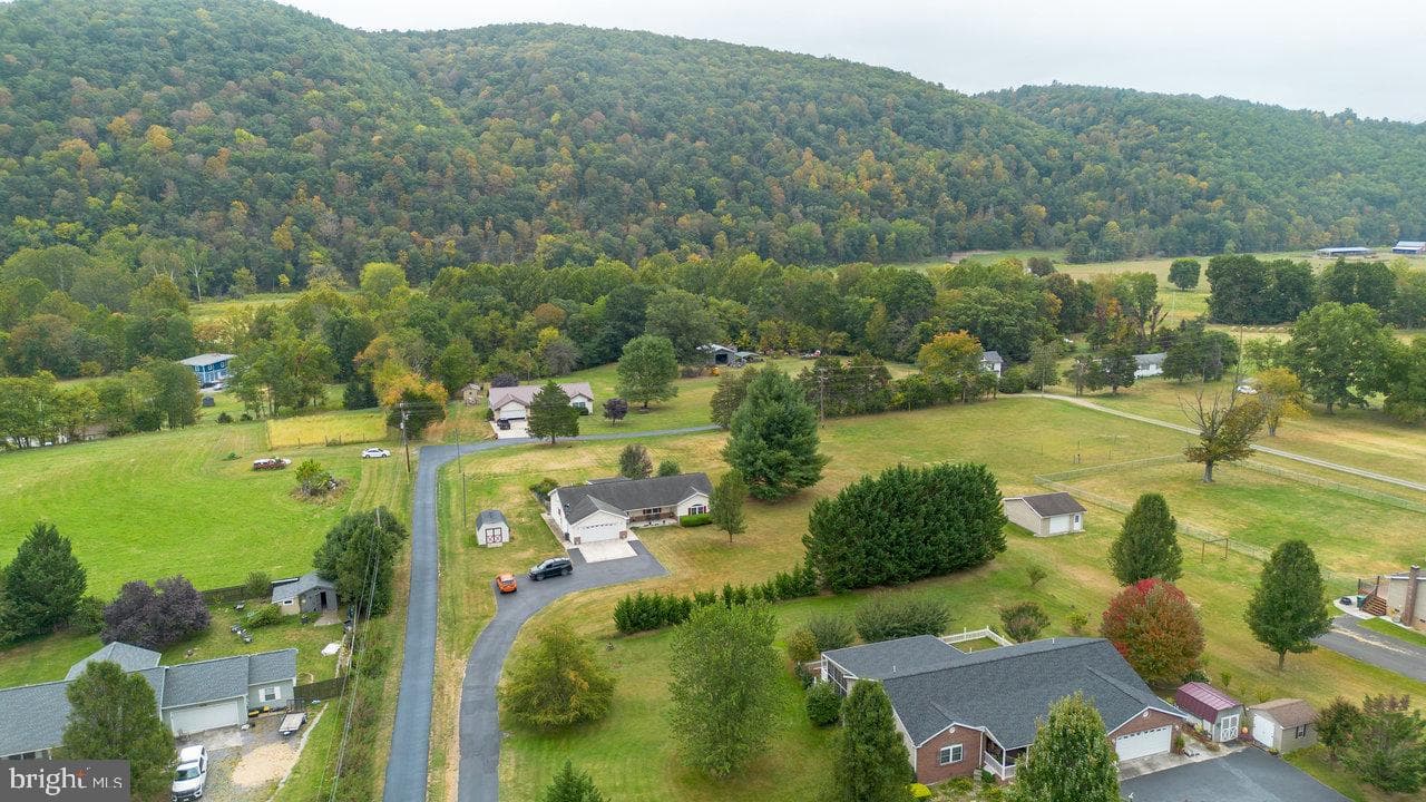 3496 Petersburg Pike photo 4