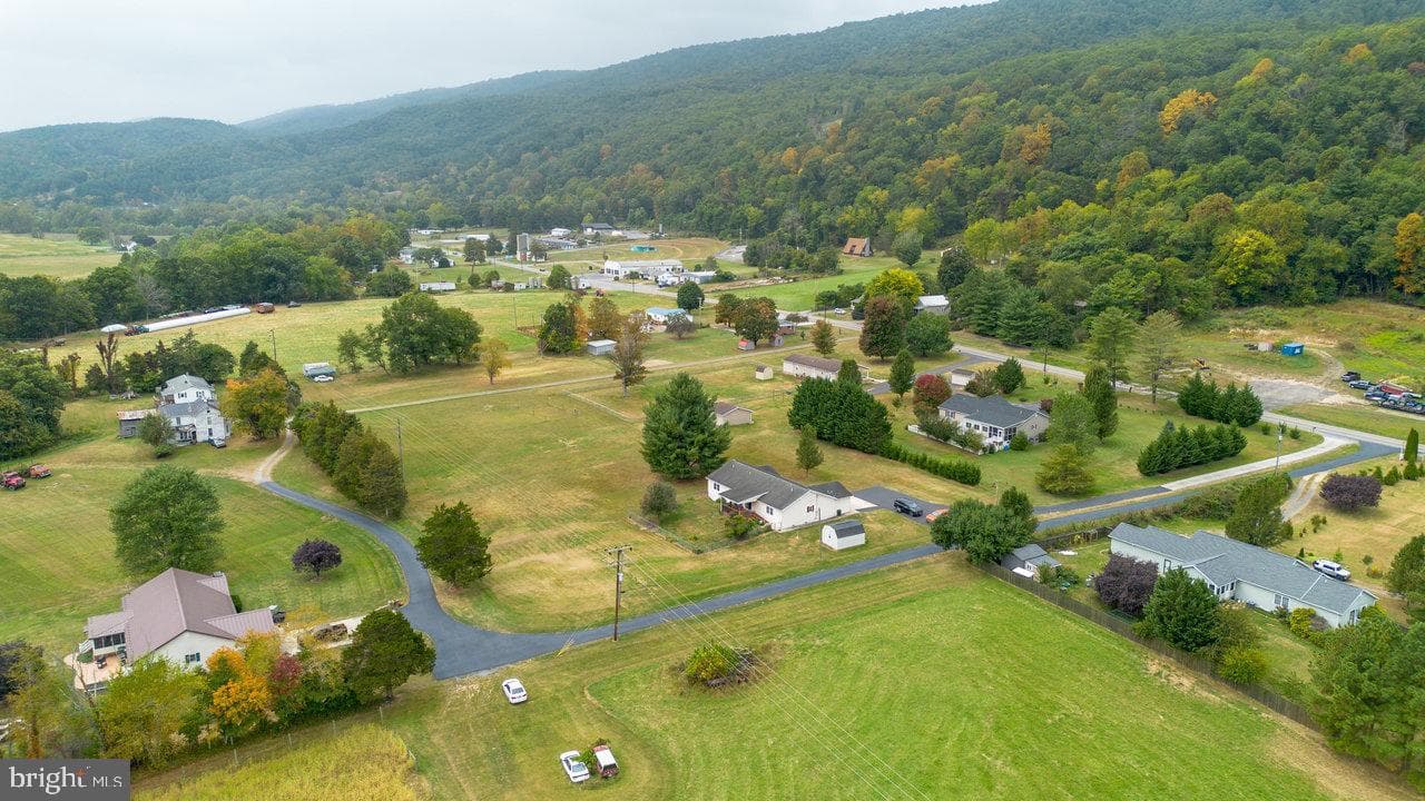 3496 Petersburg Pike photo 7