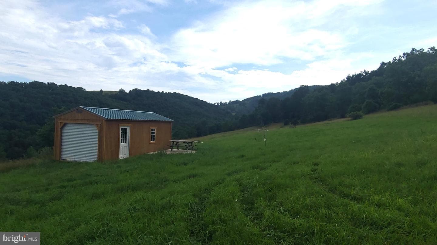 534 Strauter Road photo 19