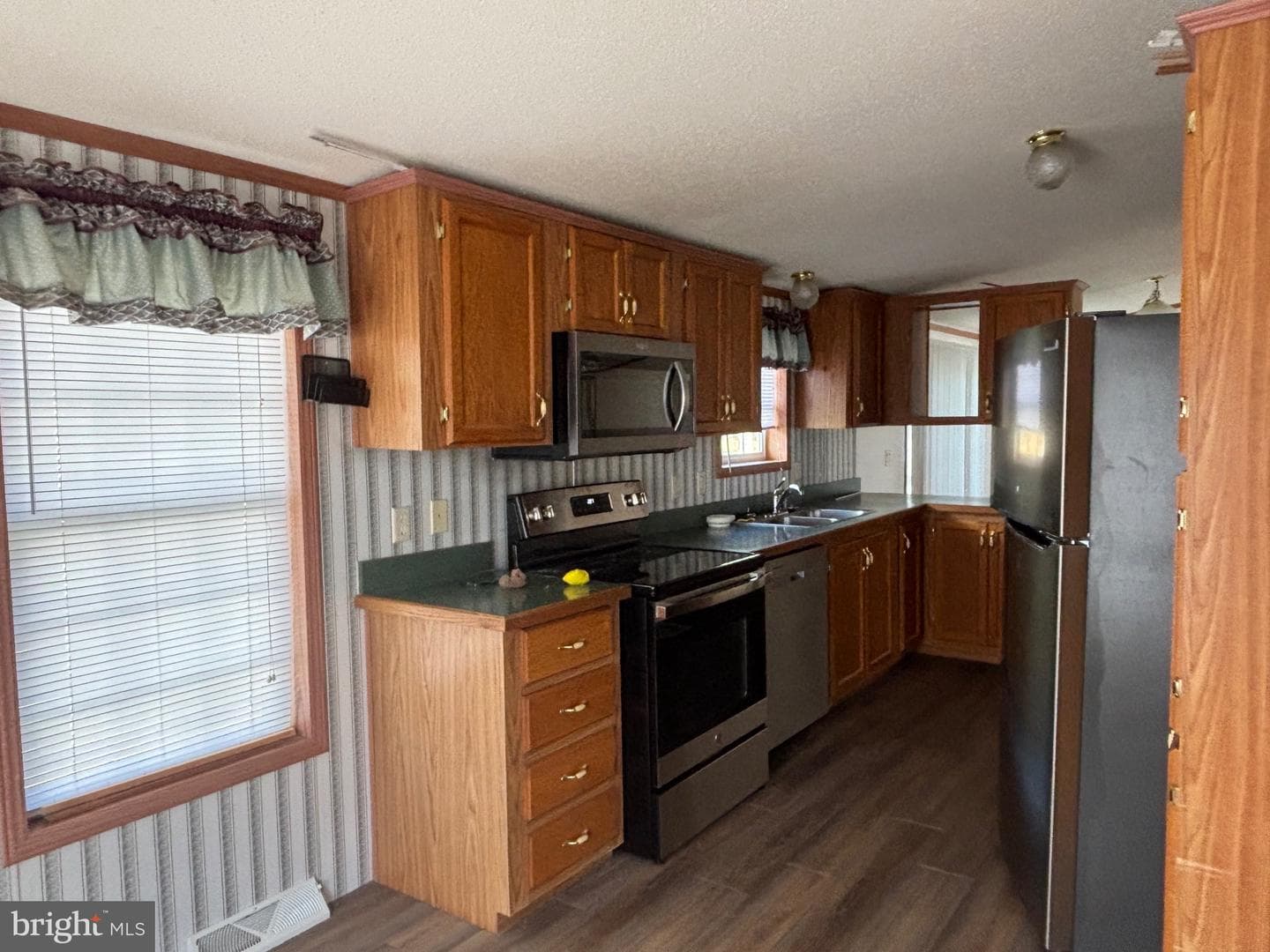 3825 Dickenson Mountain Road photo 6