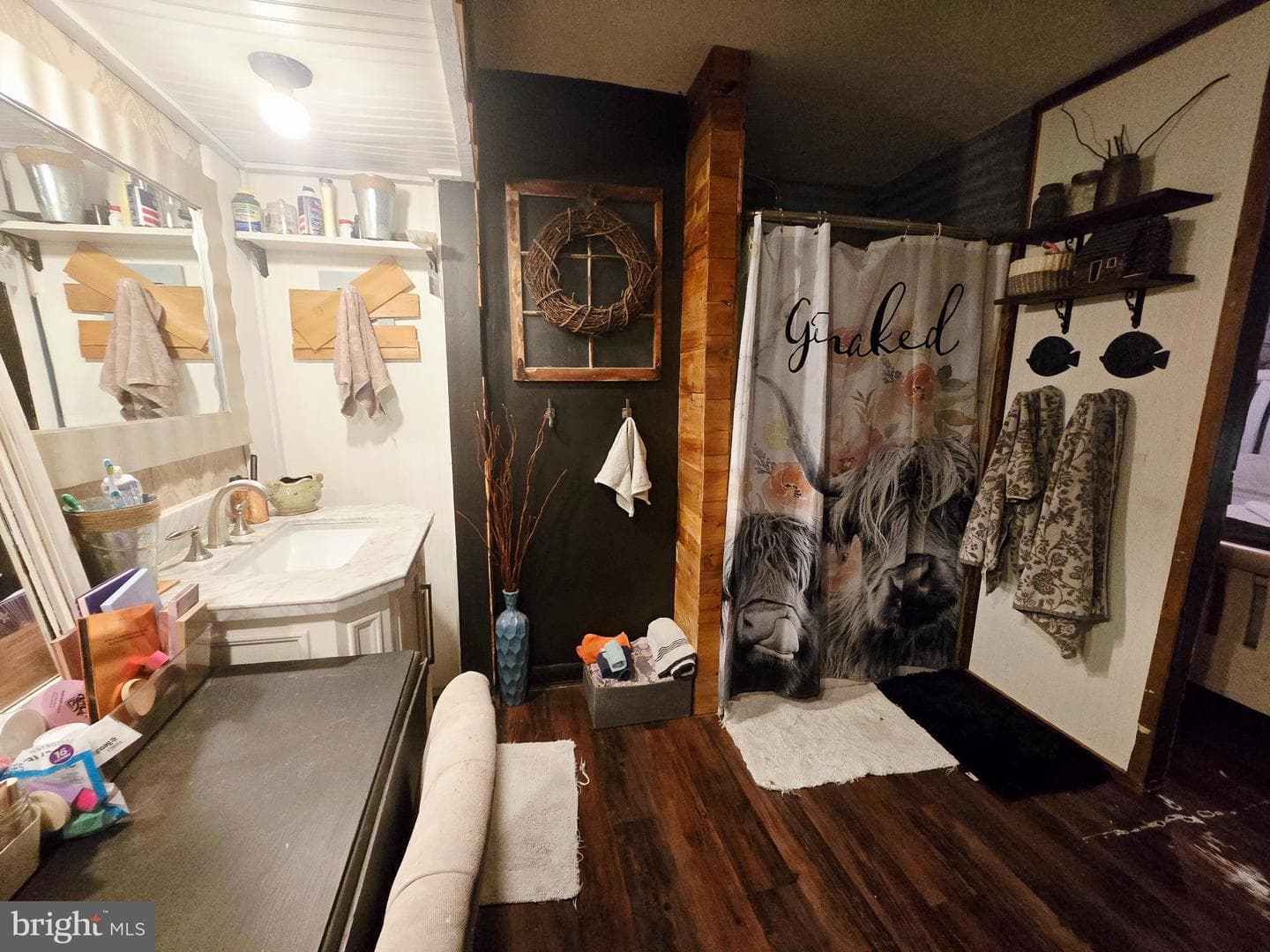 326 Locust Street photo 14