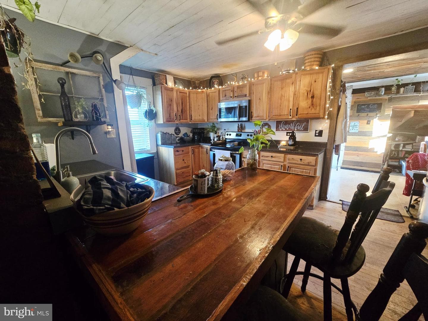 326 Locust Street photo 20