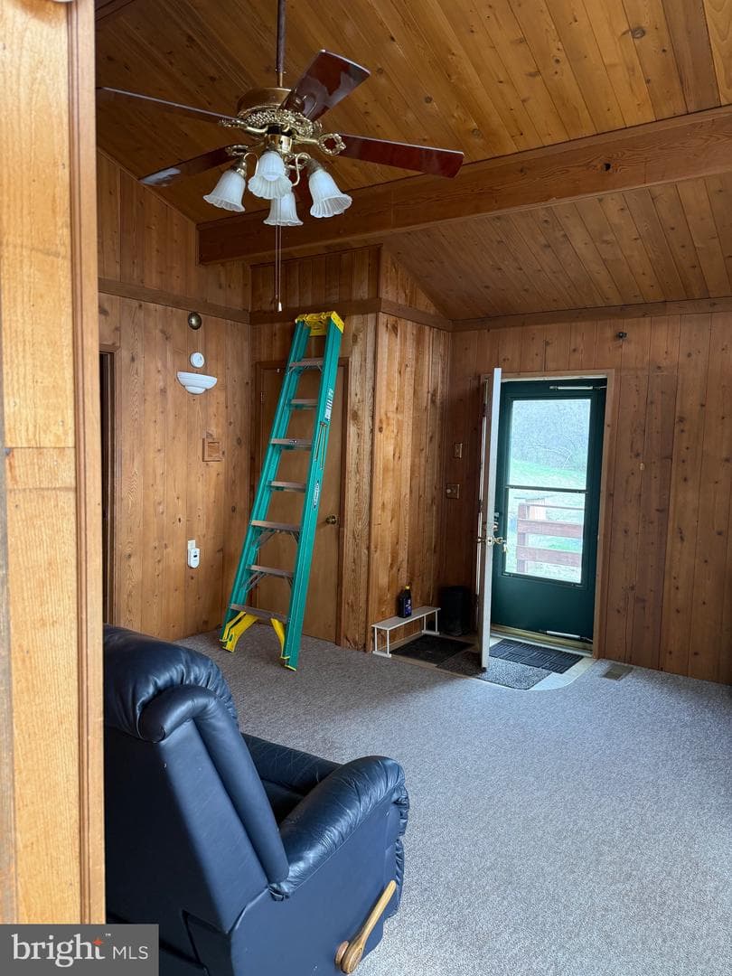 27 Hummingbird Heights photo 4