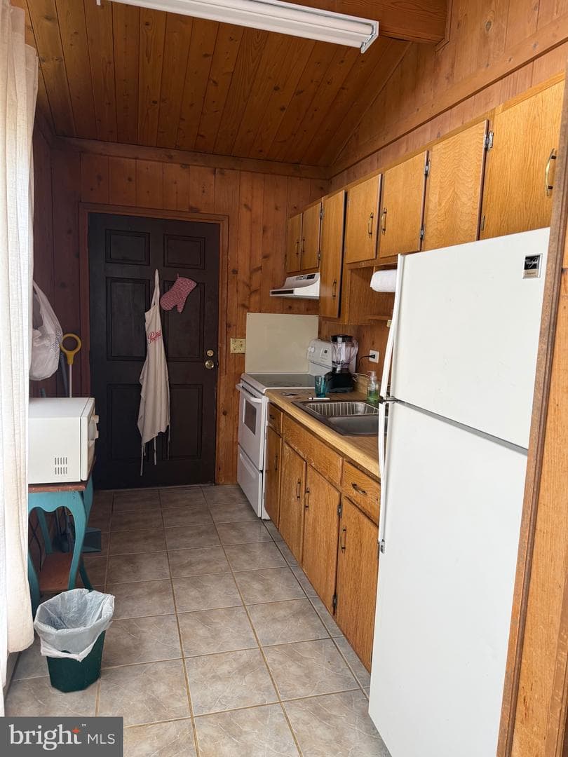27 Hummingbird Heights photo 6