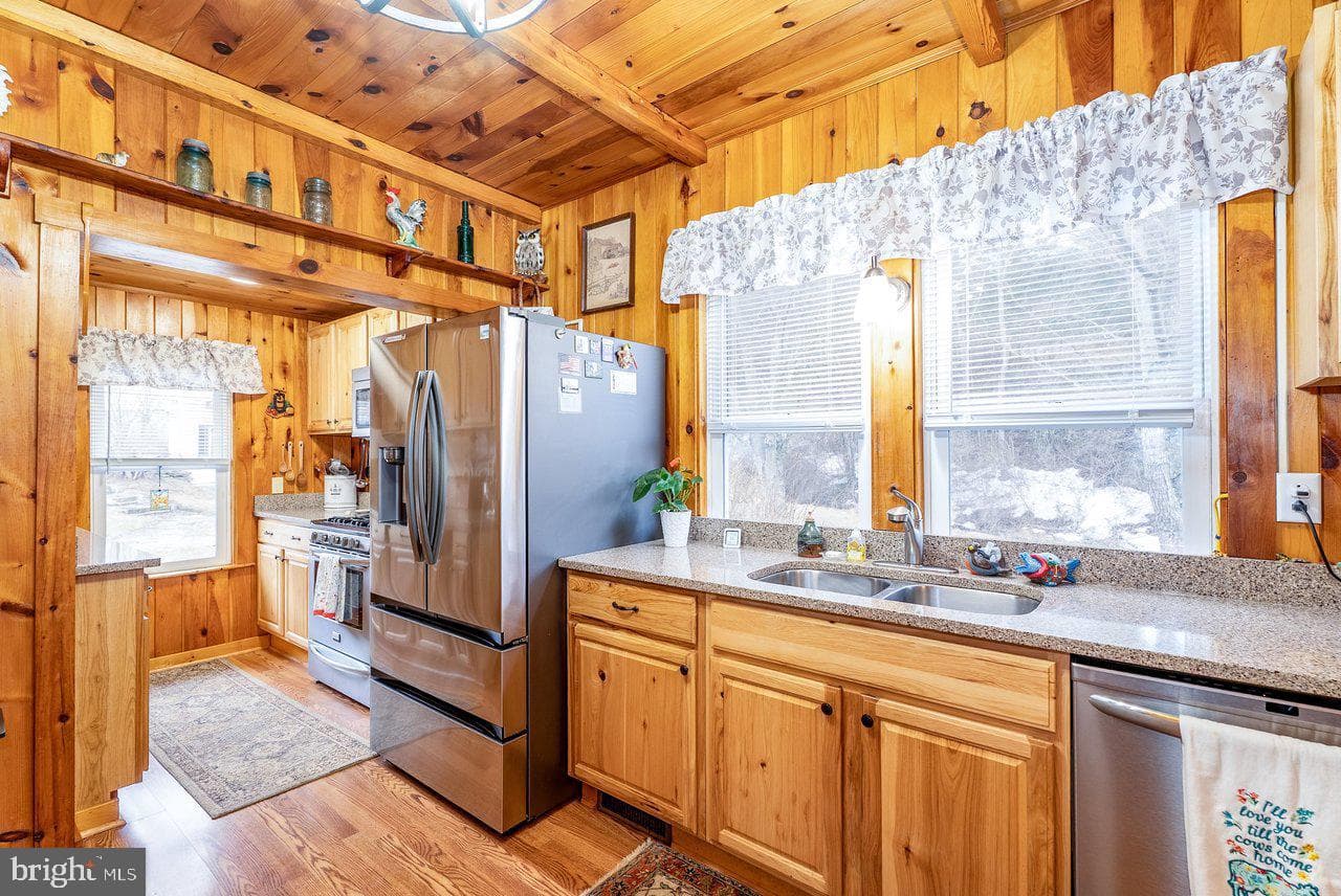8545 Sugar Grove Road photo 13