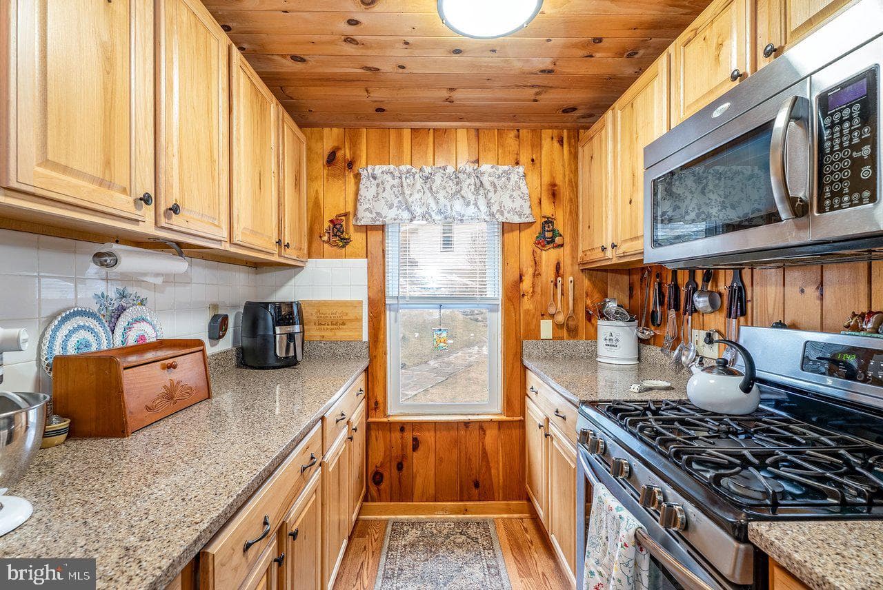 8545 Sugar Grove Road photo 18