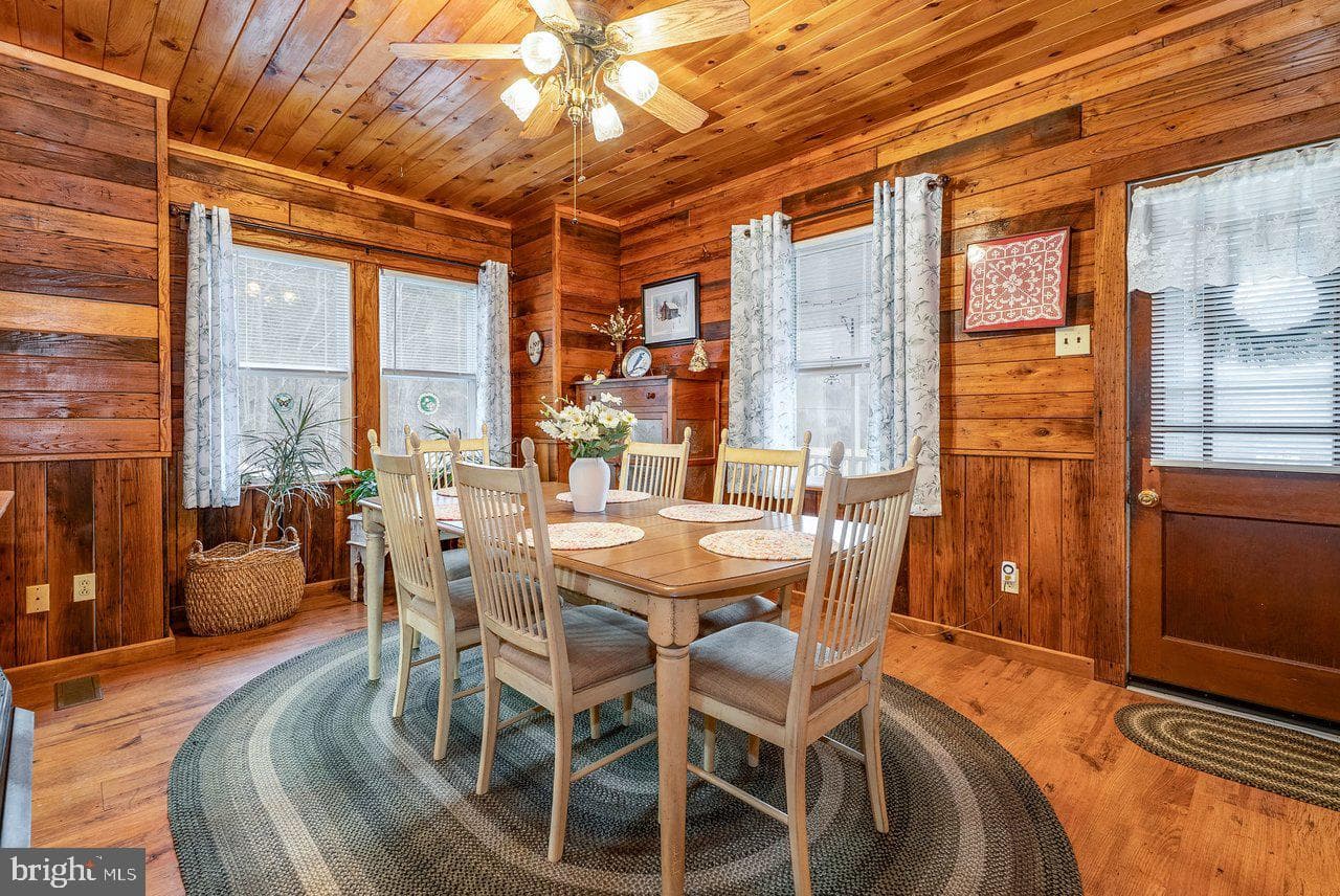 8545 Sugar Grove Road photo 23
