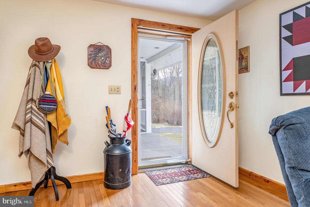 8545 Sugar Grove Road photo 4