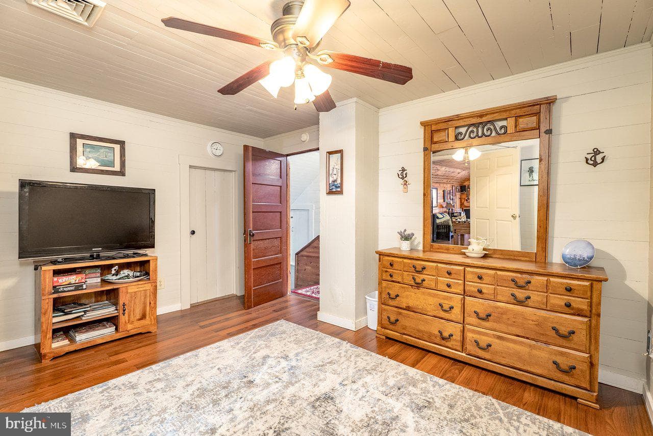 8545 Sugar Grove Road photo 48